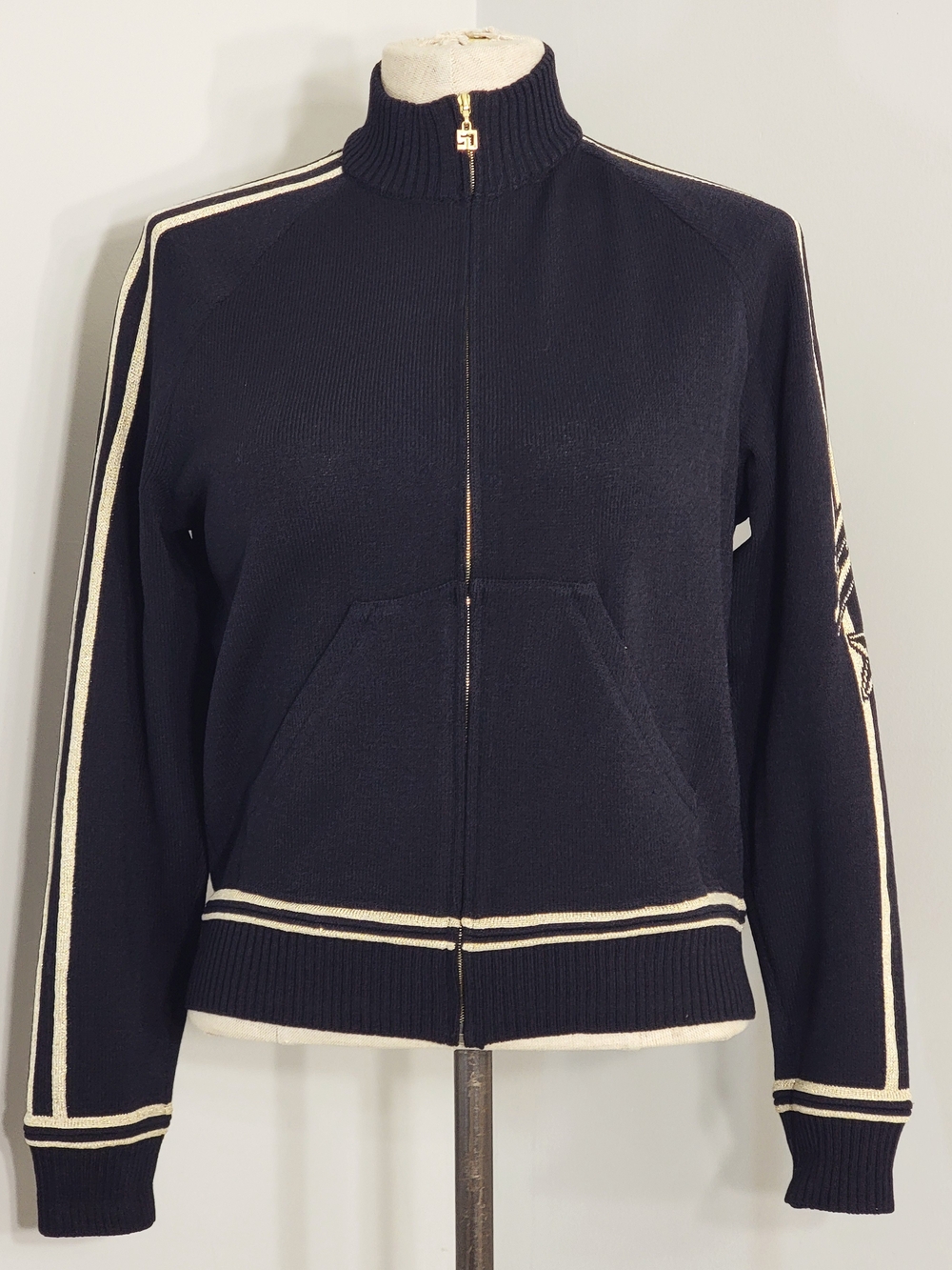 Vintage St. John Sport
Navy Knit Zip Up
Jacket Size Petite READ